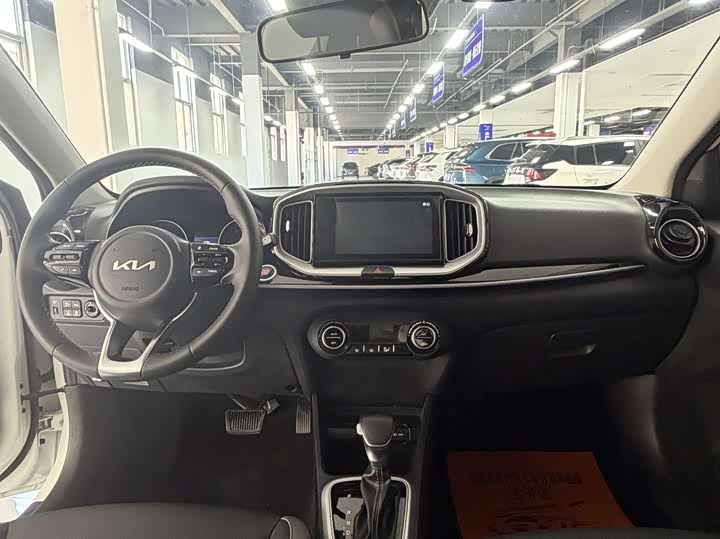 Kia KX1 2021 2021款 1.4L CVT趣享天窗款