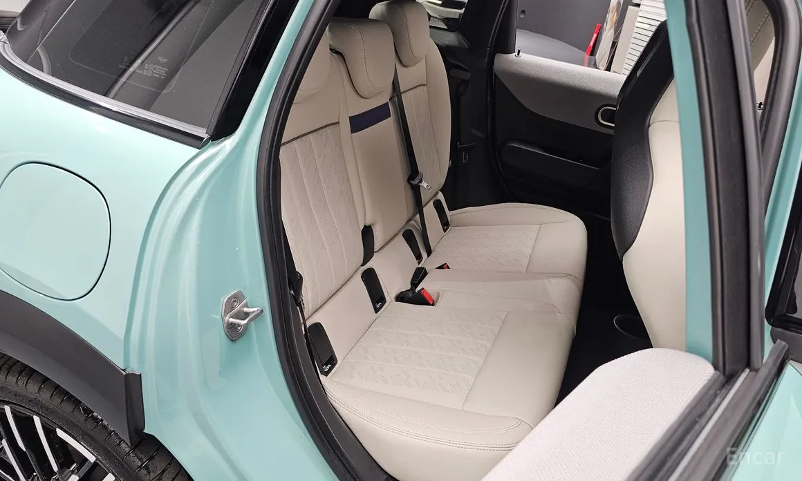 Mini Cooper 2024 5 Door Favoured