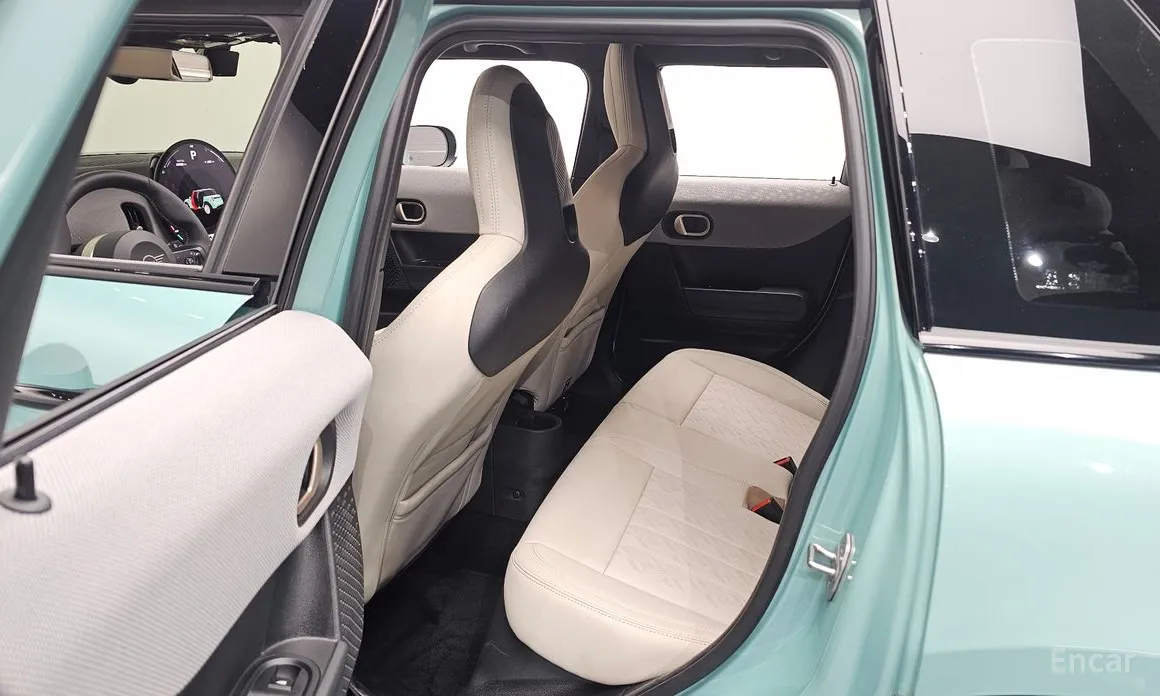 Mini Cooper 2024 5 Door Favoured