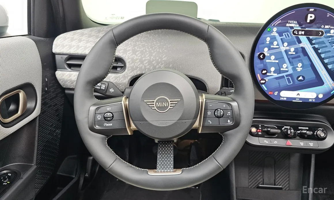 Mini Cooper 2024 5 Door Favoured