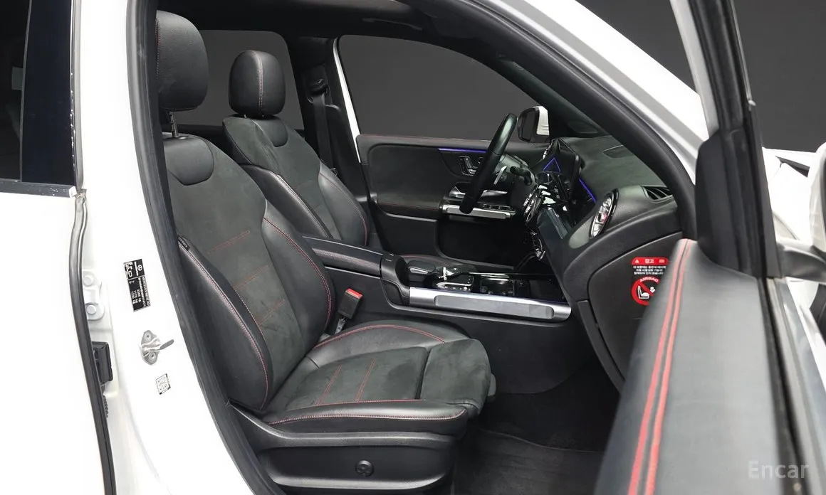 Фото 11 - Mercedes-Benz GLB-Class