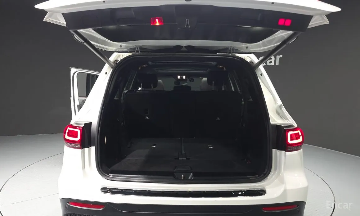 Фото 20 - Mercedes-Benz GLB-Class