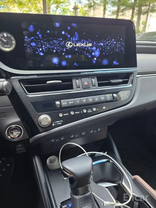 2018 Lexus ES