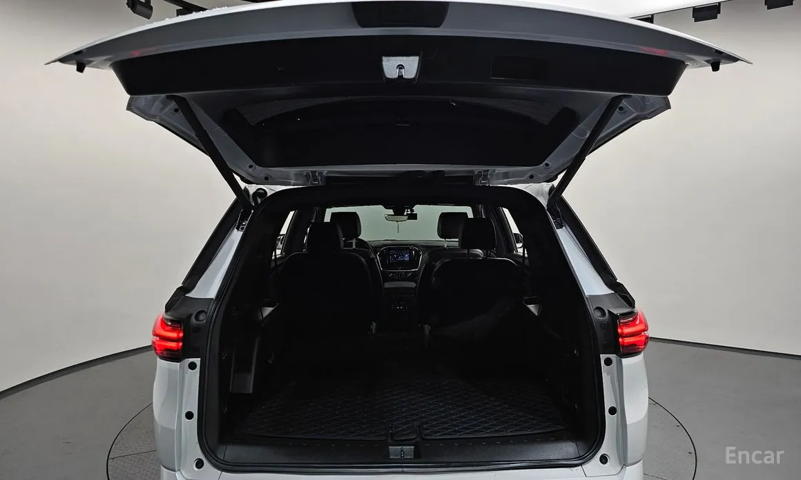 Фото 18 - Chevrolet Traverse