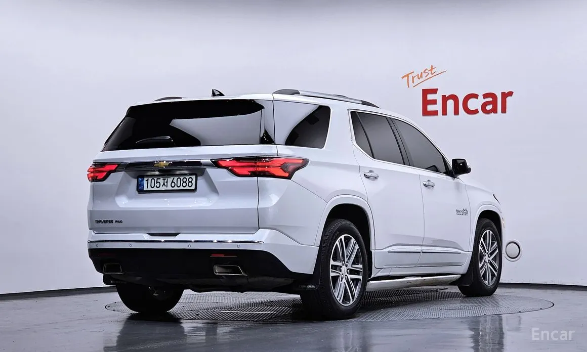 Фото 2 - Chevrolet Traverse