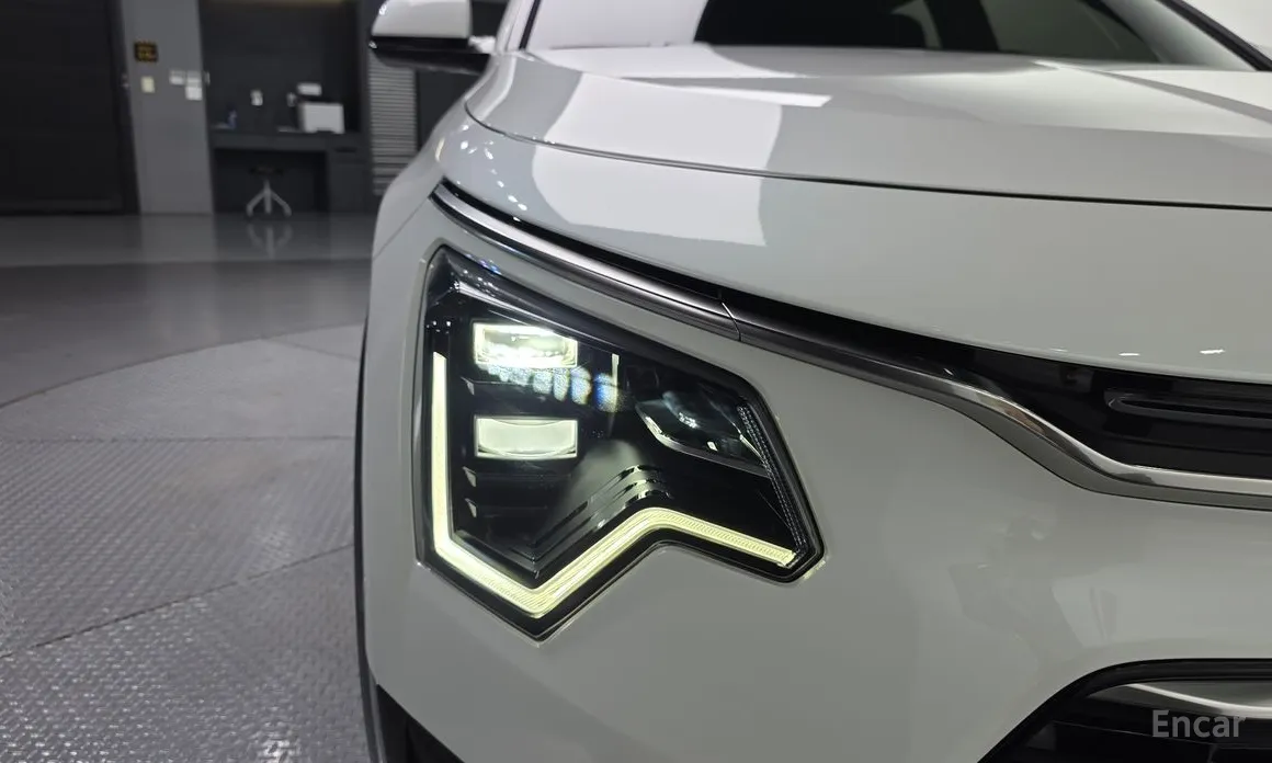 Фото 22 - Kia Niro