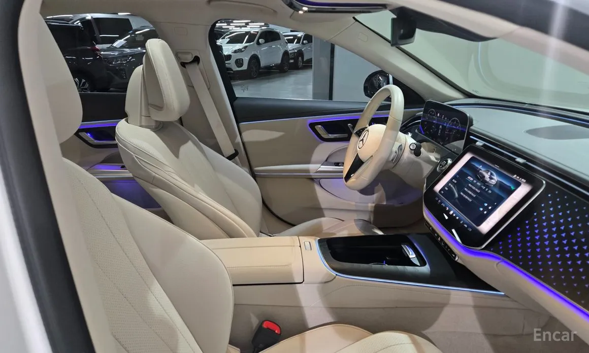 Mercedes-Benz E-Class 2024 E220d 4MATIC Exclusive