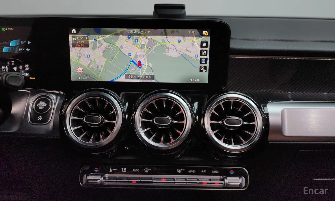 Mercedes-Benz GLB-Class 2020 AMG GLB35 4MATIC