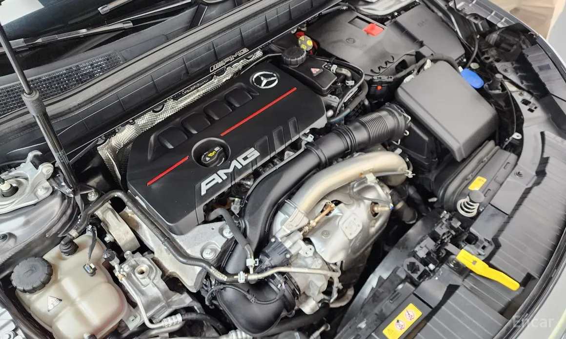 Mercedes-Benz GLB-Class 2020 AMG GLB35 4MATIC