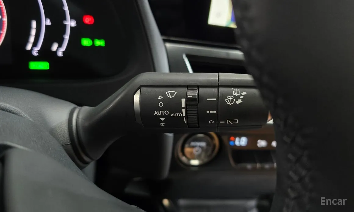 Lexus UX 2024 2.0 2WD