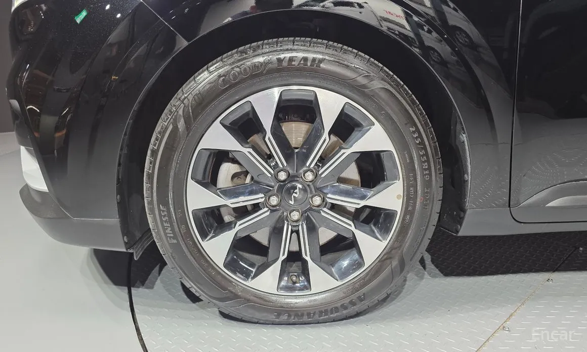 Фото 5 - Kia Carnival
