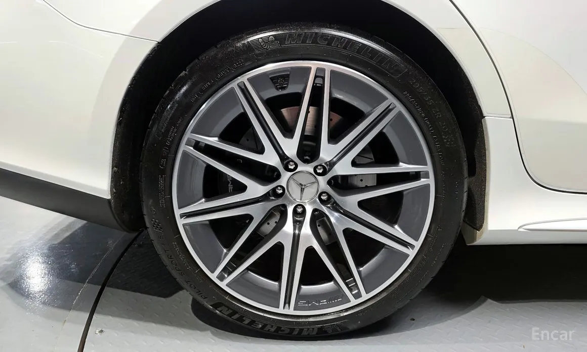 Mercedes-Benz AMG GT 2014 4Door 43 4MATIC+