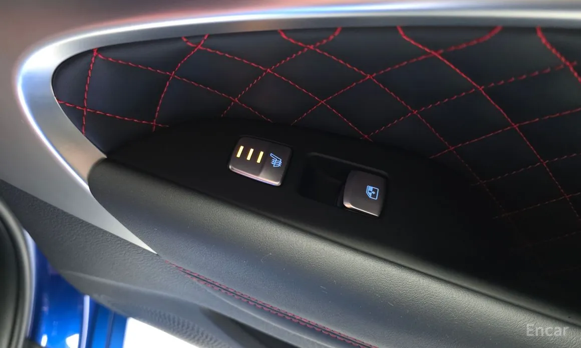 Photo 19 - Genesis G70