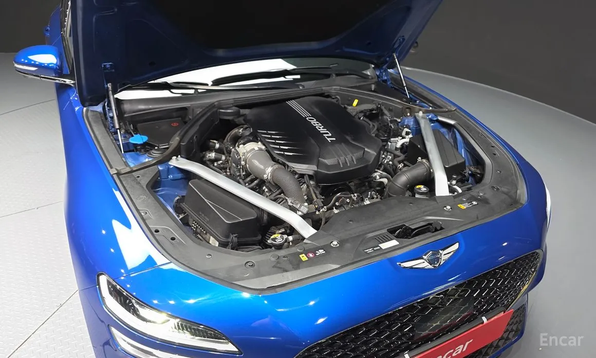 Photo 6 - Genesis G70