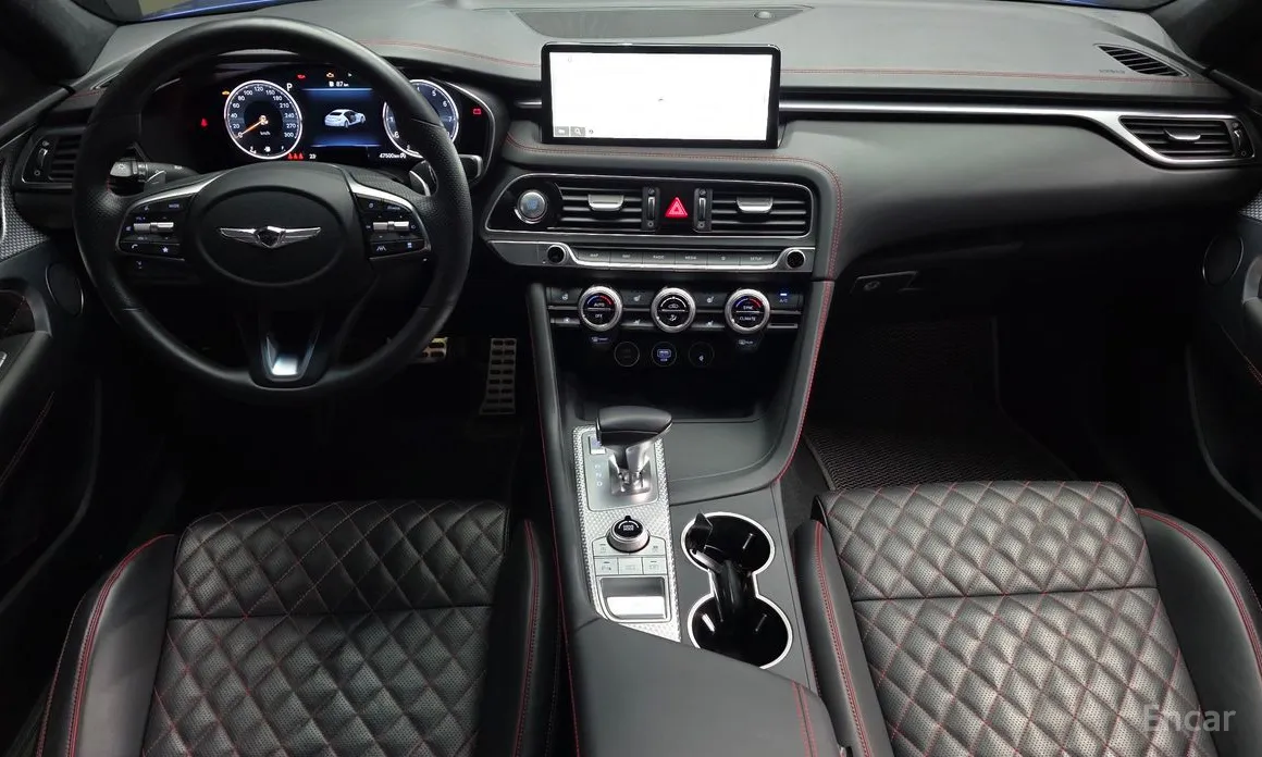 Photo 7 - Genesis G70