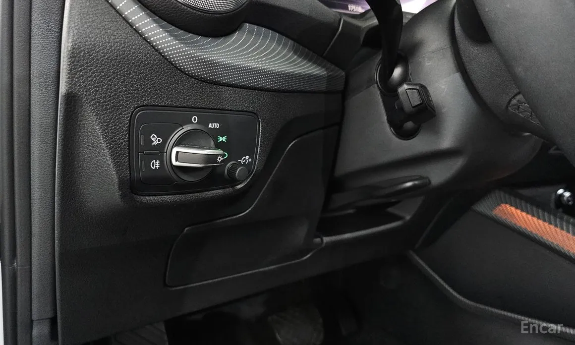 Audi Q2 2017 35 TDI Premium