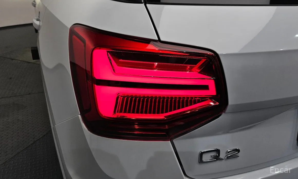 Audi Q2 2017 35 TDI Premium