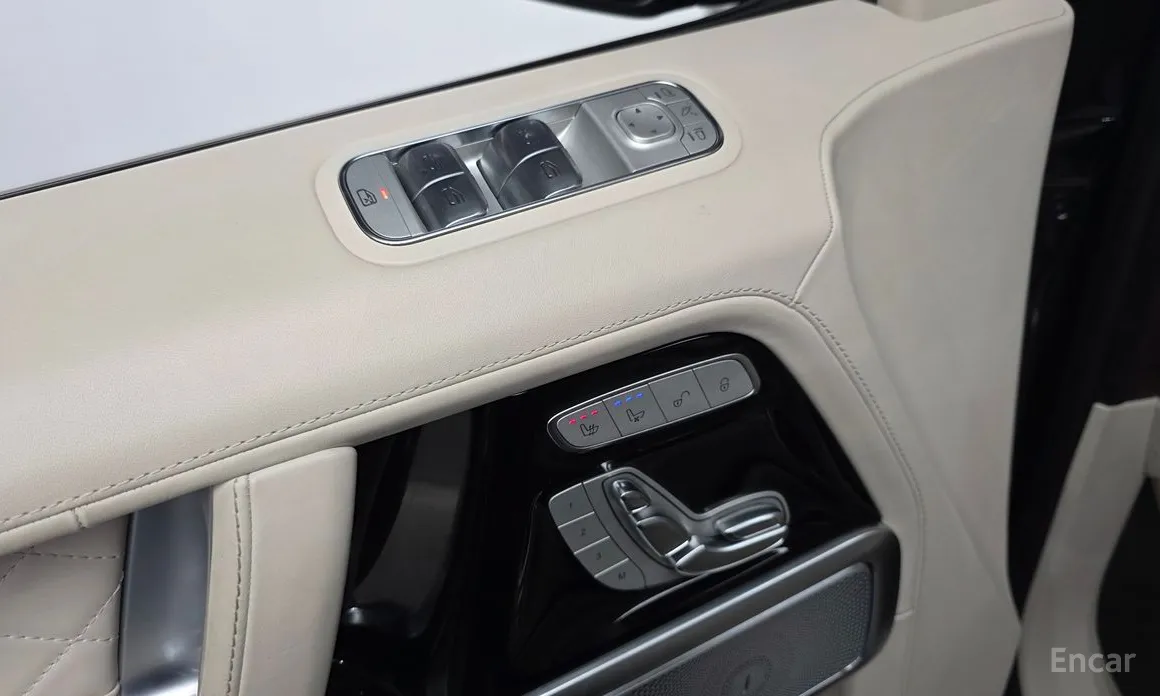 Mercedes-Benz G-Class 2019 AMG G63 Manufaktur