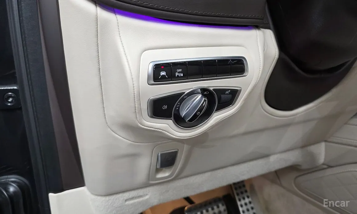 Mercedes-Benz G-Class 2019 AMG G63 Manufaktur