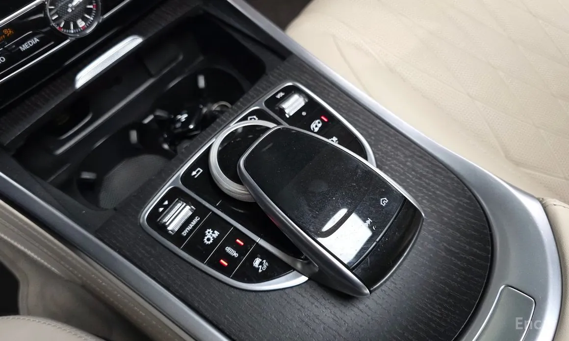 Mercedes-Benz G-Class 2019 AMG G63 Manufaktur