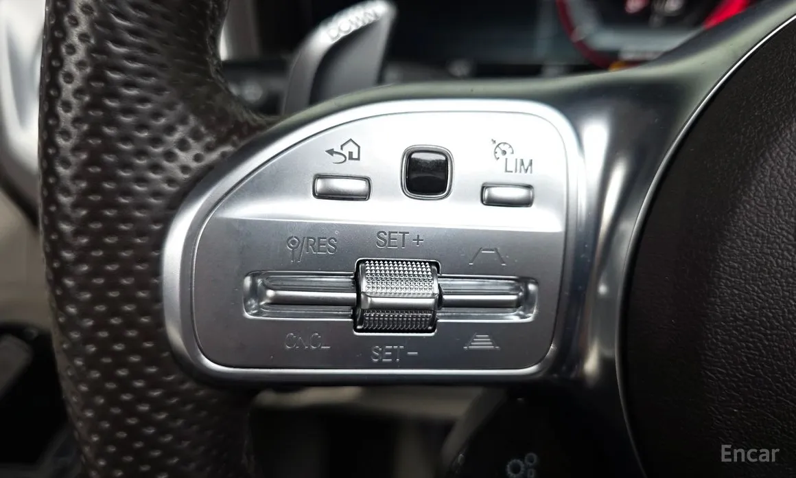 Mercedes-Benz G-Class 2019 AMG G63 Manufaktur