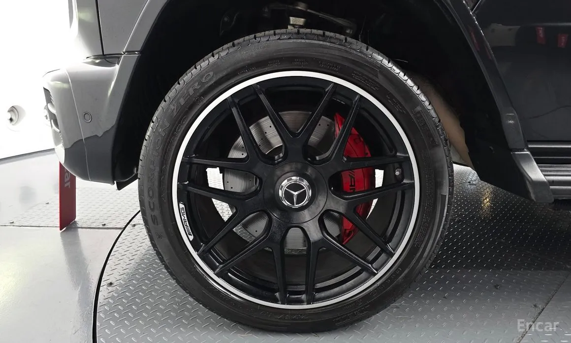 Mercedes-Benz G-Class 2019 AMG G63 Manufaktur