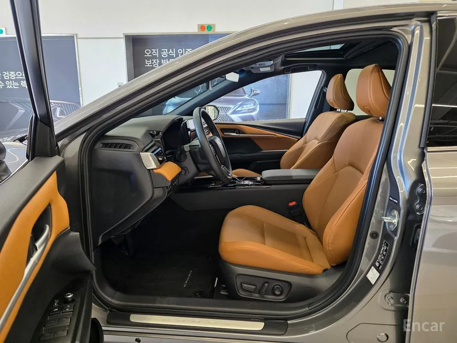 Toyota Camry 2024 2.5 XLE Hybrid