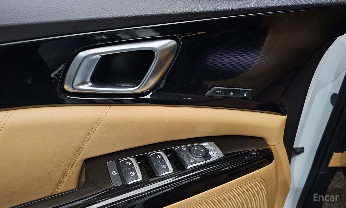 Фото 27 - Kia Carnival