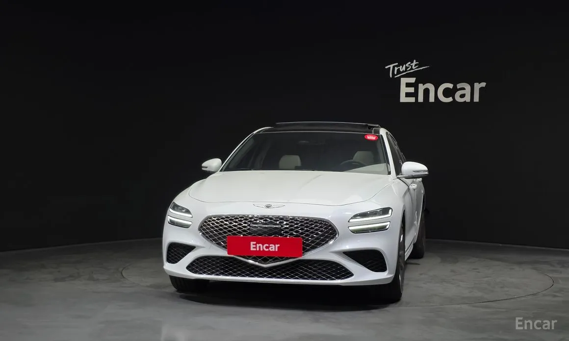 صورة 3 - Genesis G70