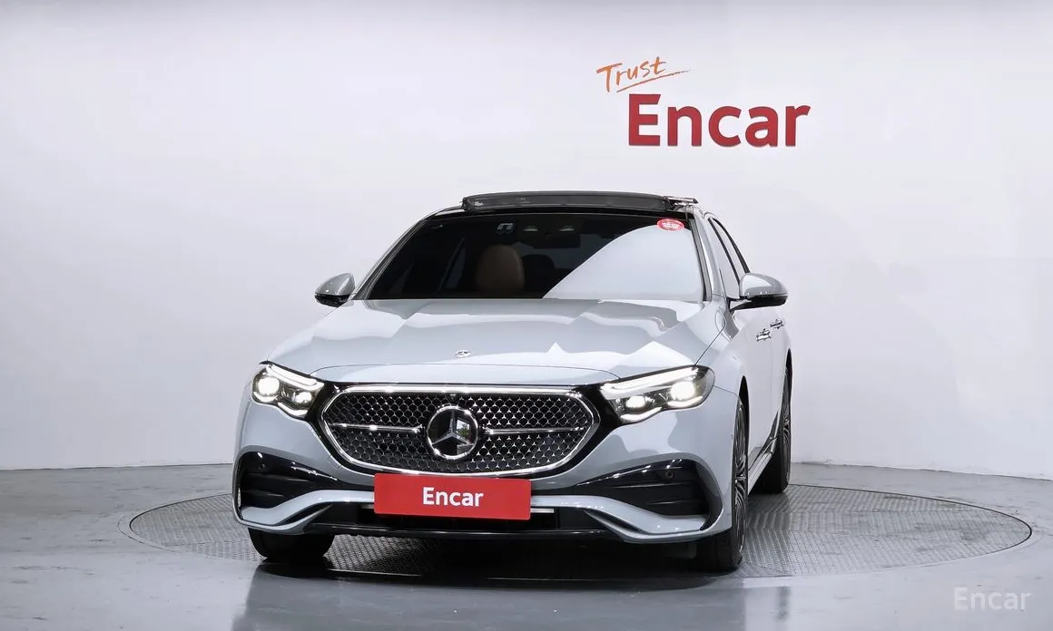 Mercedes-Benz E-Class 2024 E300 4MATIC AMG Line Premiere Special
