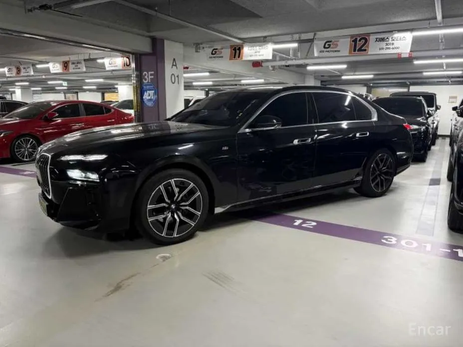 BMW 7 Series 2022 740d xDrive M Sport