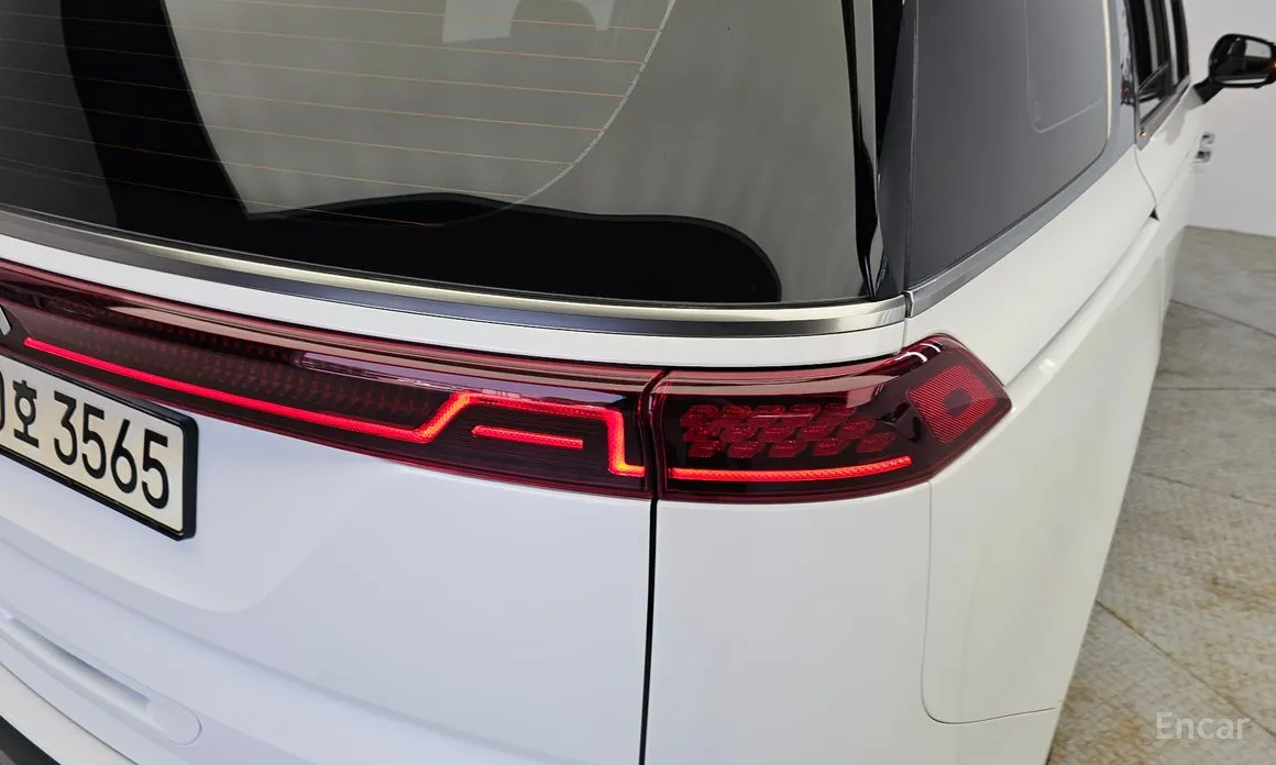Фото 23 - Kia Carnival