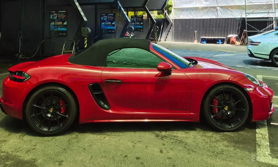 2016 Porsche 718