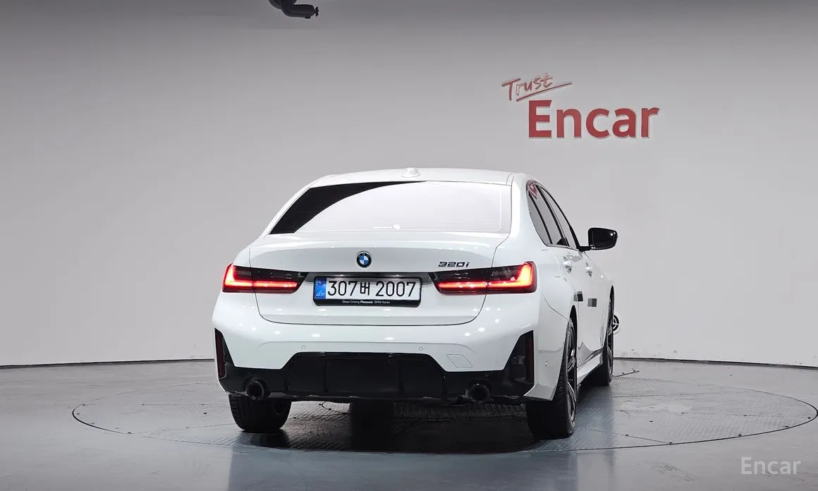 BMW 3 Series 2019 320i M Sport