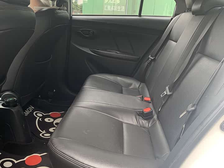 Фото 6 - Toyota Vios