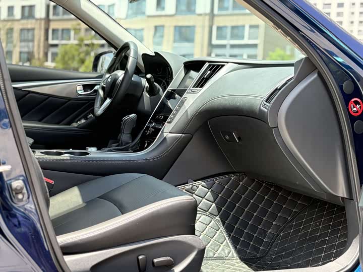 Фото 6 - Infiniti Q50L