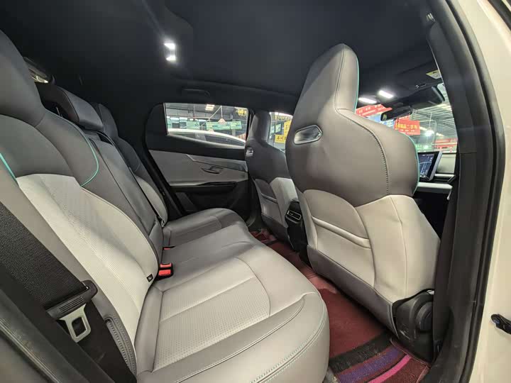 Changan UNI-T 2023 2023款 第二代 1.5T 尊贵型