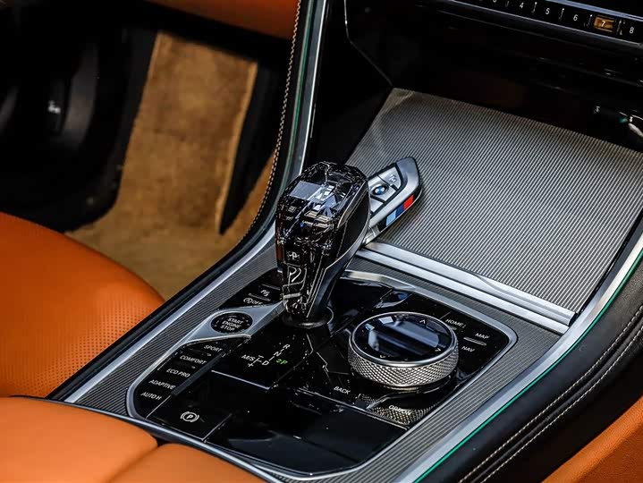 BMW 8 Series 2021 2021款 改款 840i 四门轿跑车 M运动套装