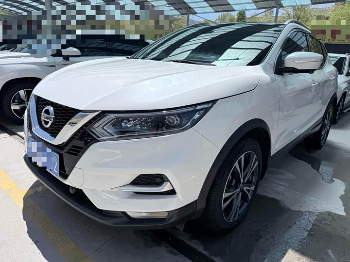 Фото 1 - Nissan Qashqai