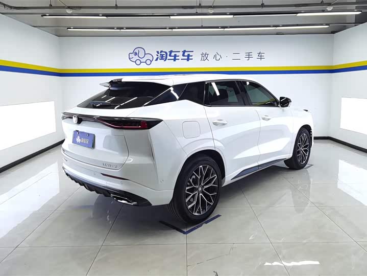 Changan UNI-Z Hybrid 2024 2024款 蓝鲸智电iDD 125km 卓越型