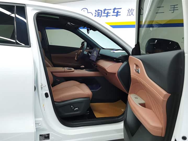 Changan UNI-Z Hybrid 2024 2024款 蓝鲸智电iDD 125km 卓越型