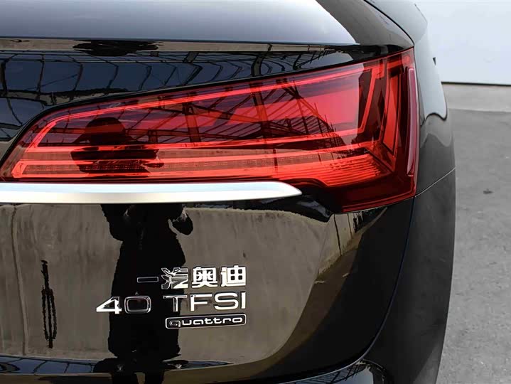 Фото 3 - Audi Q5L