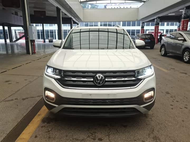 صورة 3 - Volkswagen Tacqua