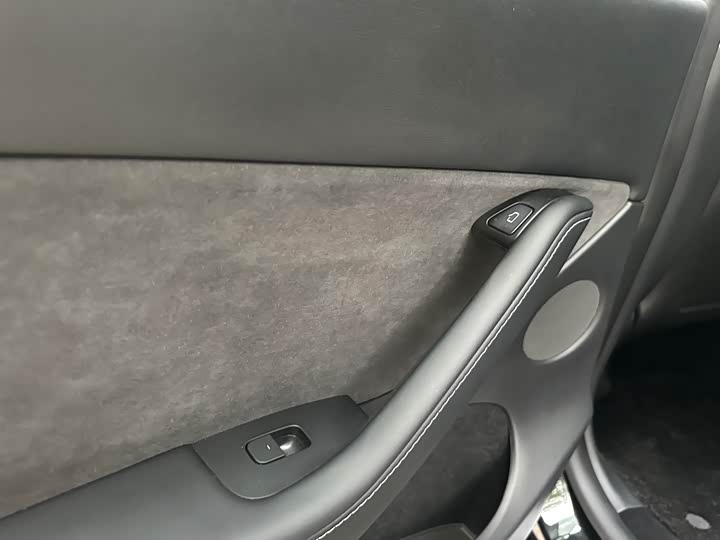 Фото 9 - Tesla Model Y