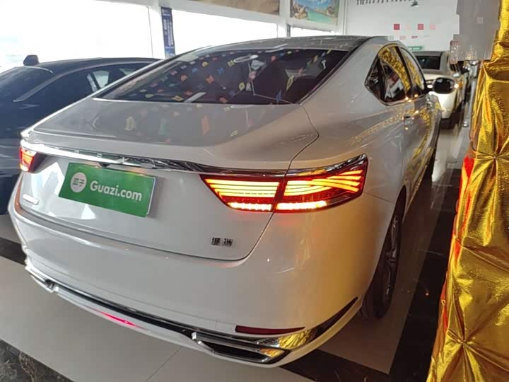 Geely Emgrand GT 2021 2021款 1.8T 领航版