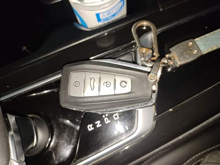 Geely Emgrand GT 2021 2021款 1.8T 领航版