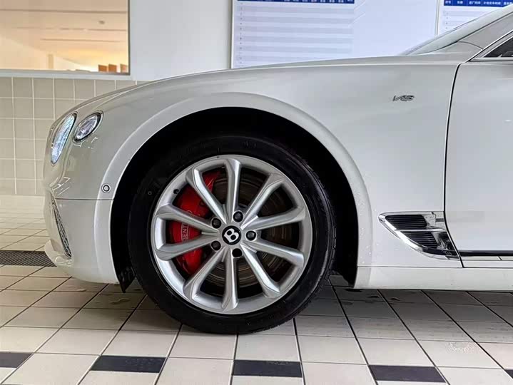 Фото 4 - Bentley Continental GT