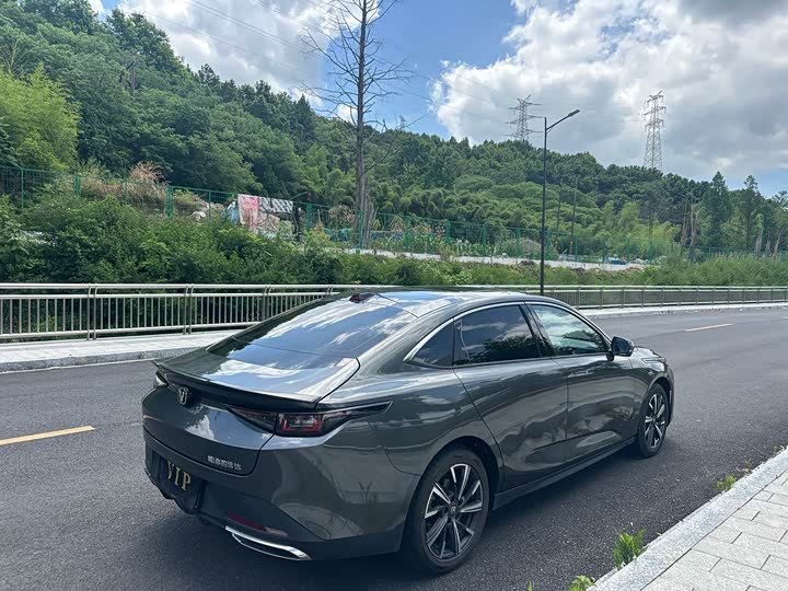 Фото 6 - Changan Yida
