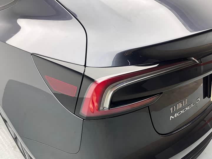 Tesla Model 3 2025 2025款 后轮驱动版