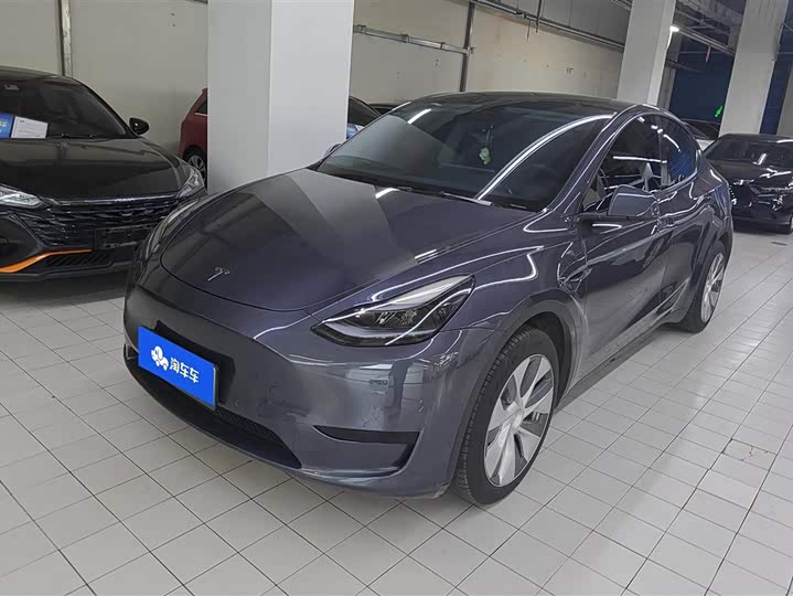 Zdjęcie 1 - Tesla Model Y
